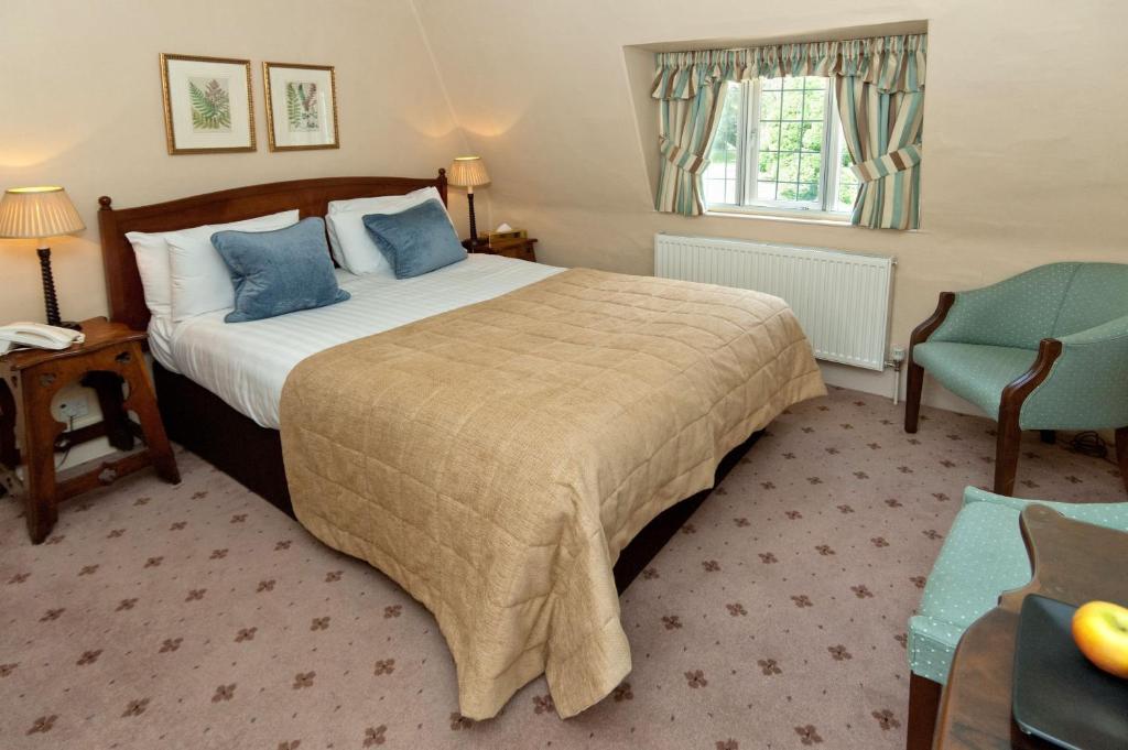 Flitwick Manor Hotel Exterior photo