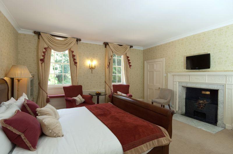 Flitwick Manor Hotel Exterior photo